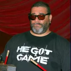 Lenny Castro
